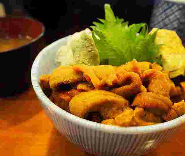 築地のうに丼