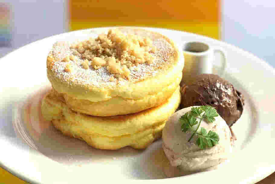 レインボーパンケーキメニュー