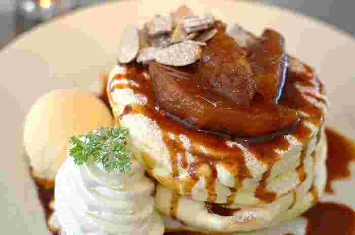 焼きリンゴんのパンケーキ