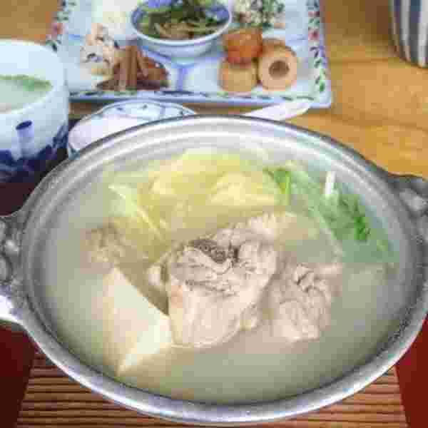 金のわらじの水炊き