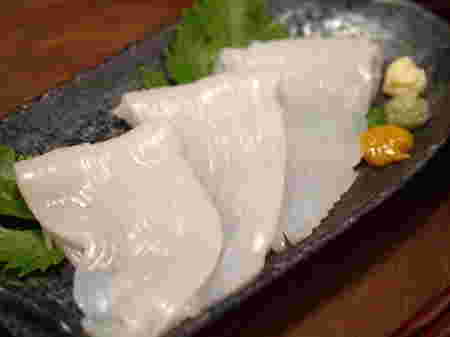 スルメイカの刺身