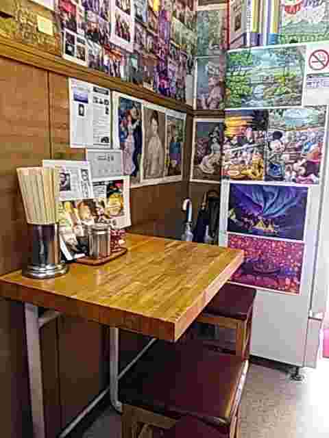 「らぅめん青葉」店内