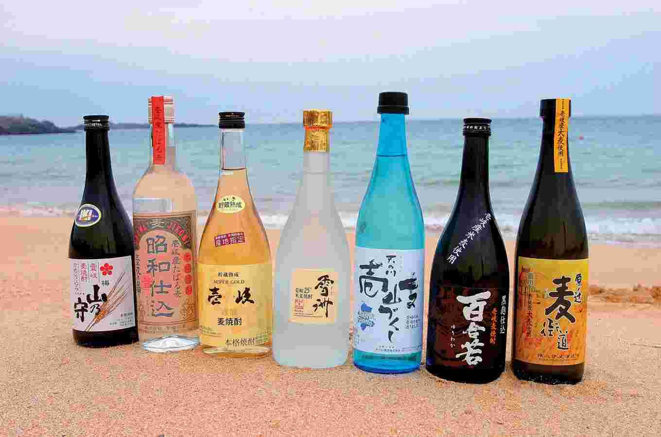 壱岐焼酎が並べられている様子