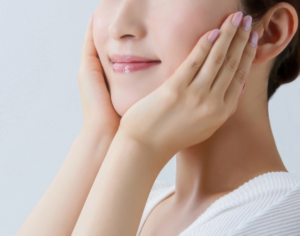 美肌効果を感じる女性
