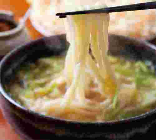 うどんの箸上げ