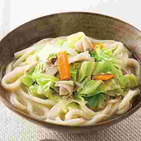 野菜たっぷりの煮込みうどん