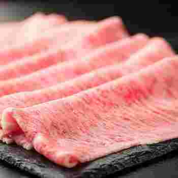 和牛霜降り肉