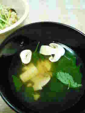 松茸のお吸い物
