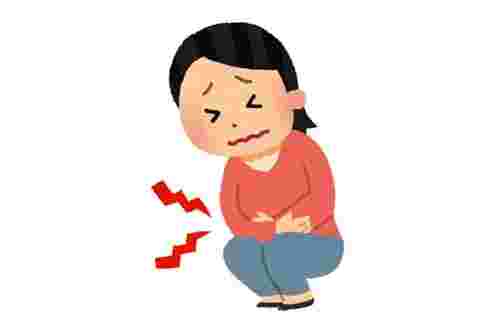 腹痛の女性