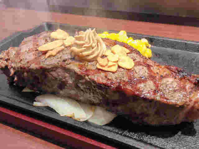 いきなりステーキのNaruoブランド牛サーロインステーキ