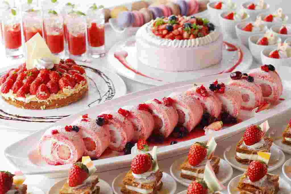 イチゴを使った美味しそうなケーキやタルト