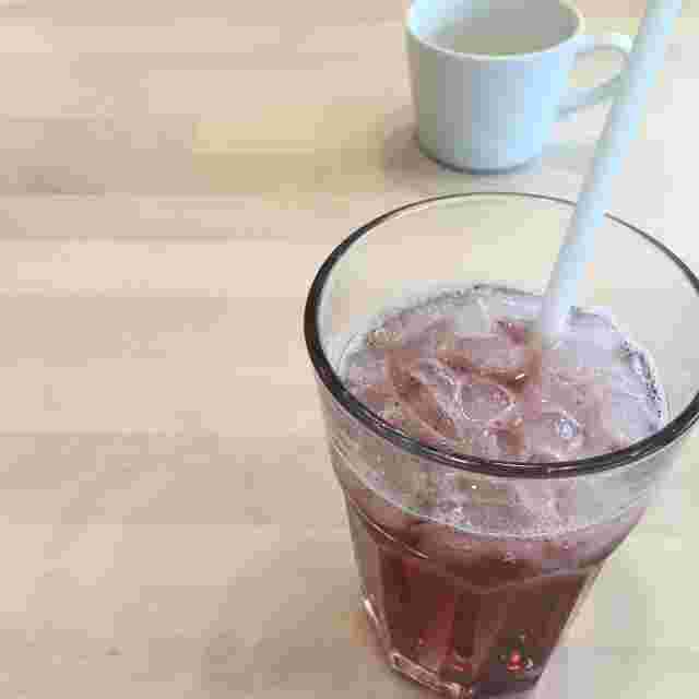 冷たいアイスコーヒー