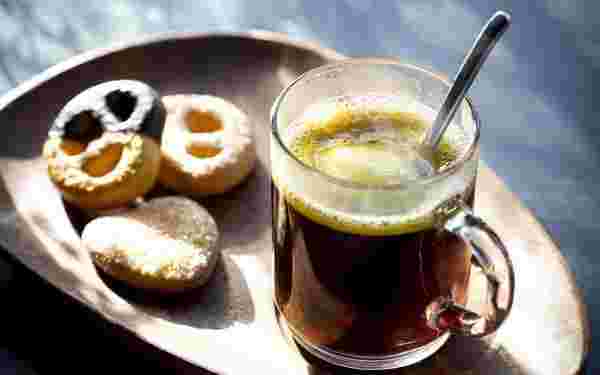 チャコールバターコーヒー