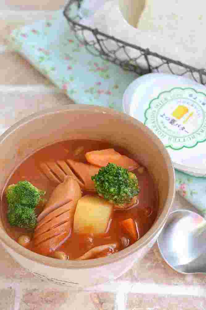 ごろごろ野菜のトマトスープ