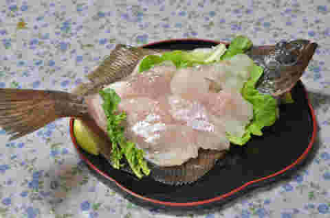カレイの刺身