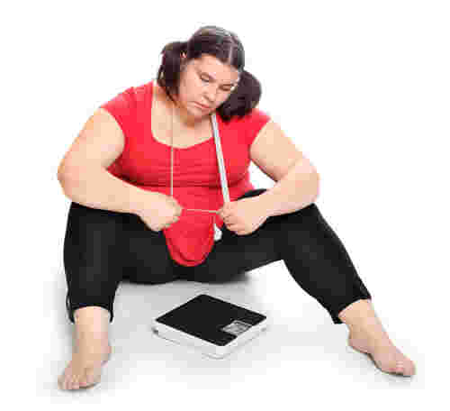 ダイエットに悩む女性
