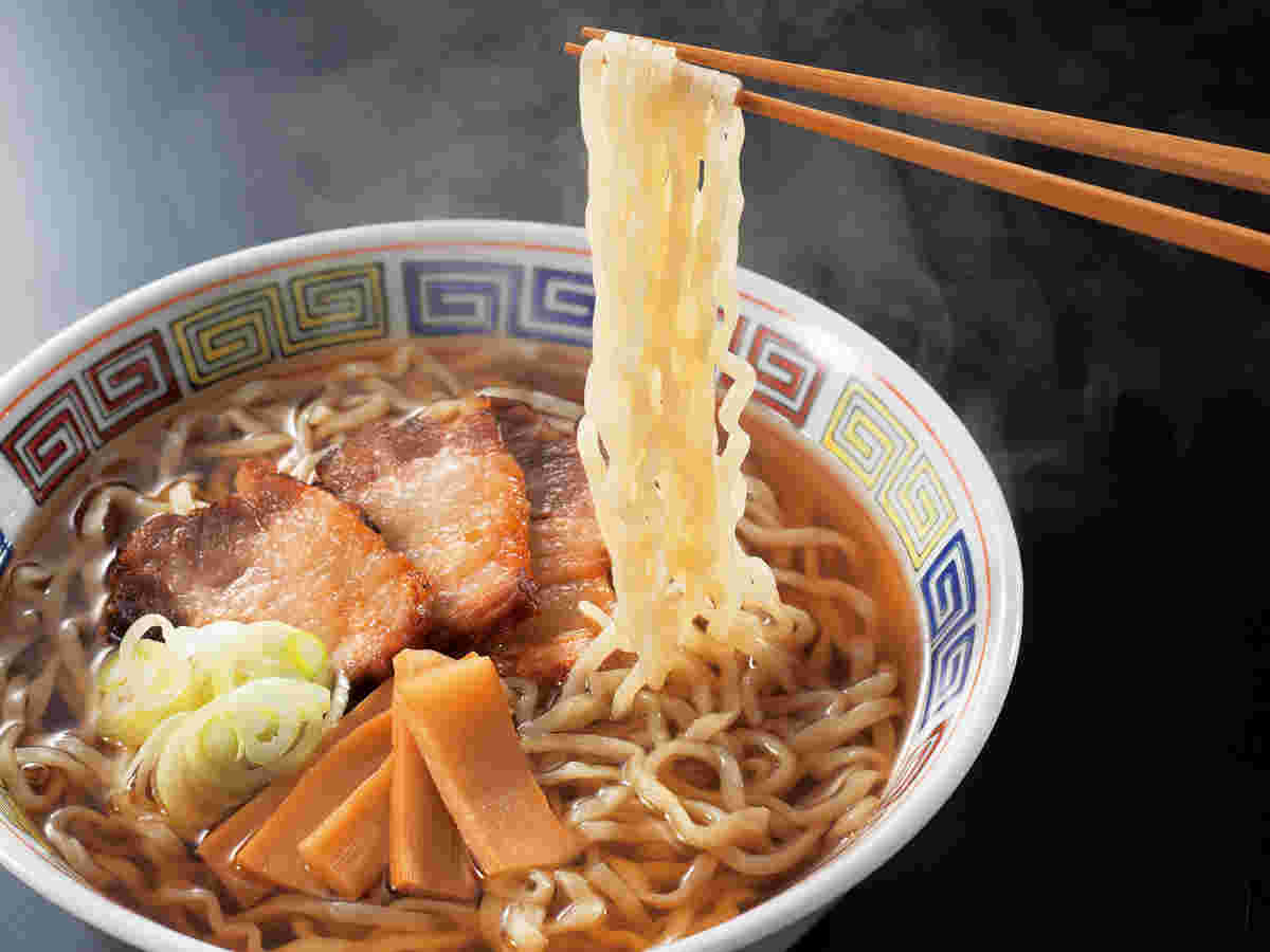 チャーシューとメンマがのったラーメン
