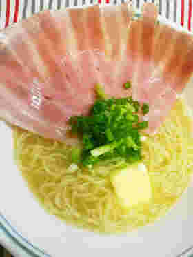 余った焼きそば麺で味噌ラーメン