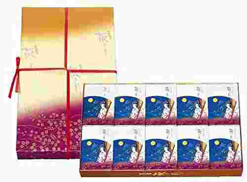 萩の月の菓子