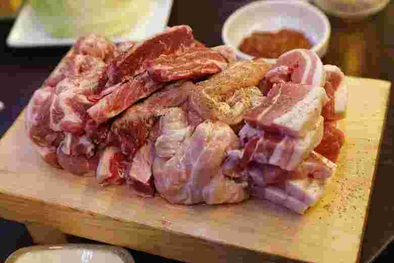 大量のお肉