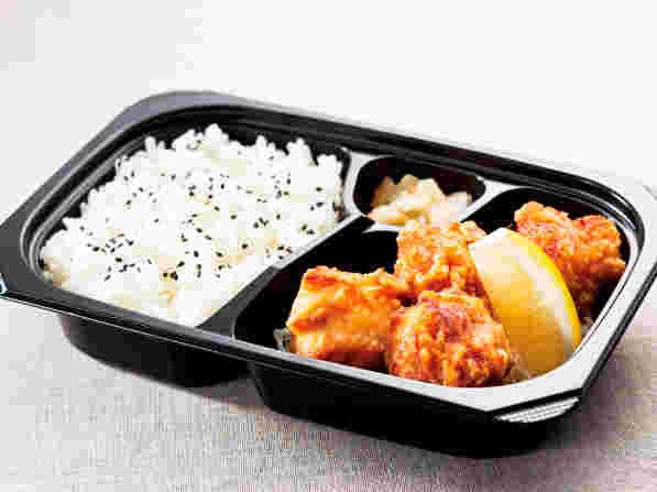 ガストの若鶏の唐揚げ弁当
