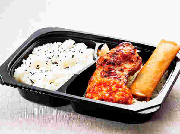 ガストのチキン＆春巻き弁当