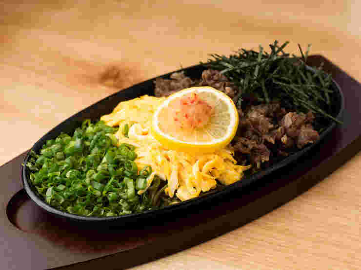 茶そばの鉄板焼き