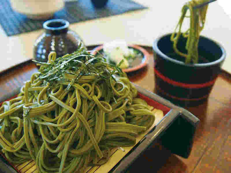 おやいづ製茶の雅正庵・静岡濃い抹茶そば