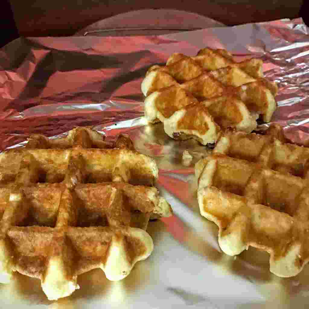 より焼かれるワッフル