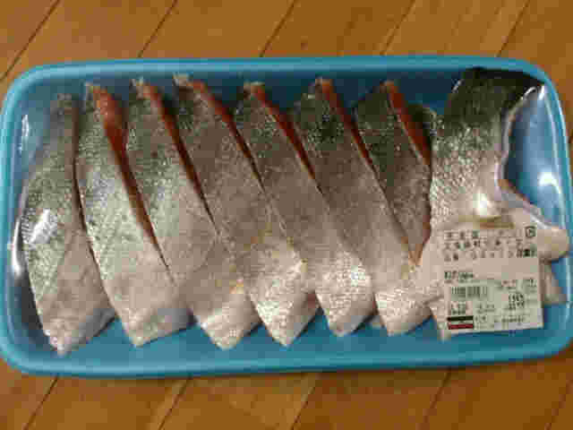 チリ産定塩銀鮭切身