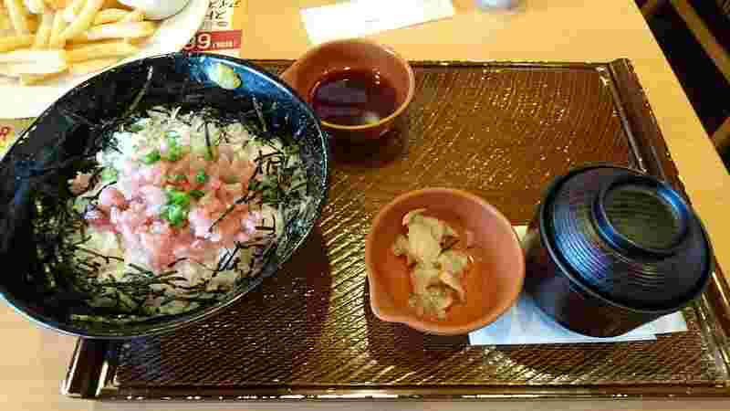 ガストのマグロたたきご飯