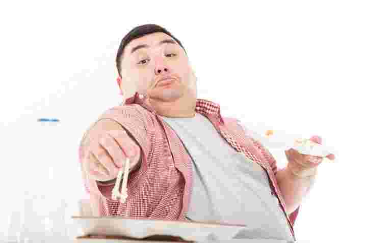 満腹している人