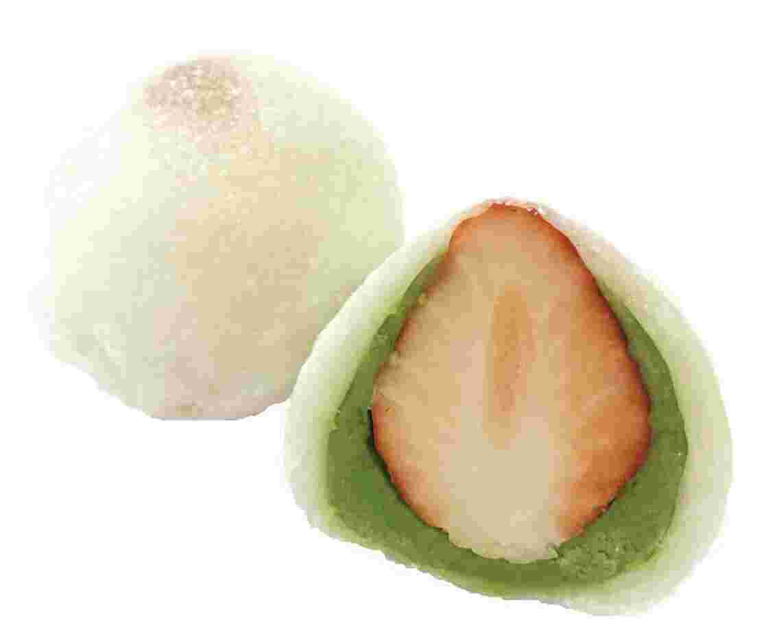 緑と赤が綺麗な抹茶あんのいちご大福