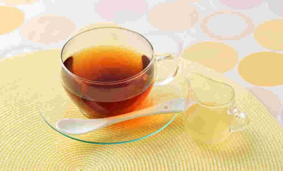 カップに入った紅茶の画像