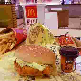 昼マックのセットの写真
