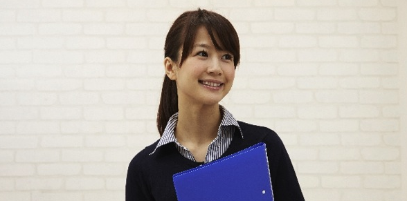 ダイエットに成功した女性の笑顔