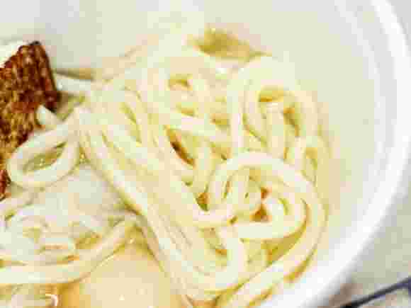 ファミリーマートのおでんさぬきうどん