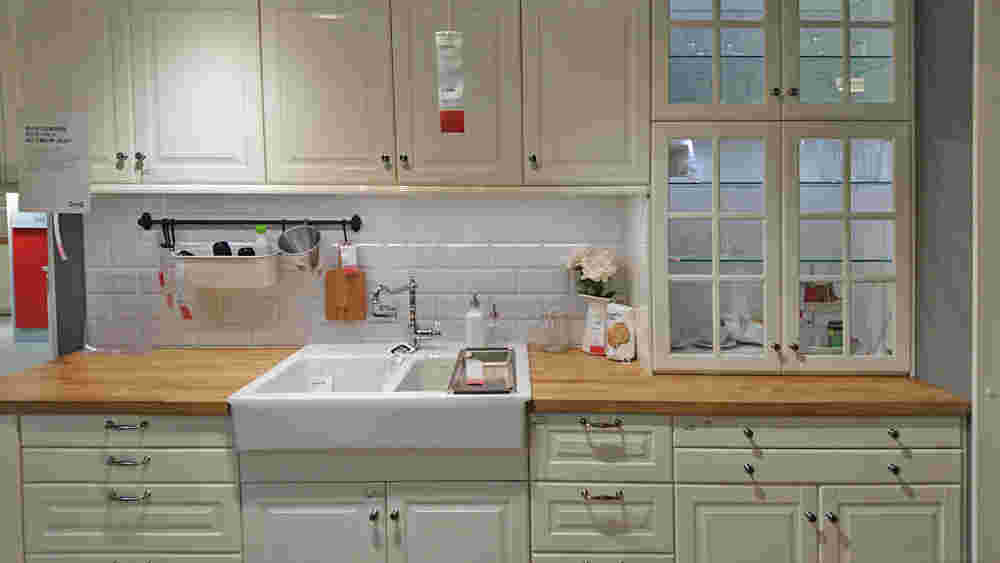 IKEAのカップボード