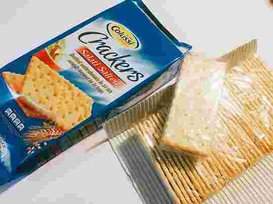 カルディのソルト味のクラッカー