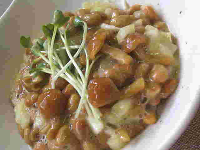 なめこと納豆の和え物