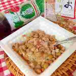 青じそドレッシングをかけた納豆