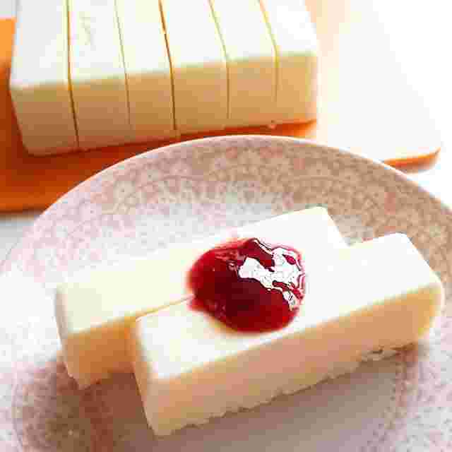 業務スーパーのリッチチーズケーキの盛り付け例