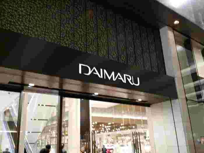 百貨店の入り口