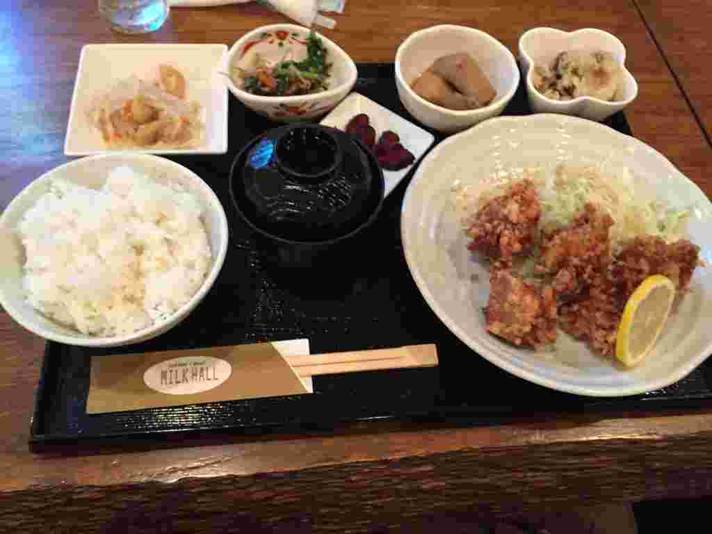 ミルクホールのランチ
