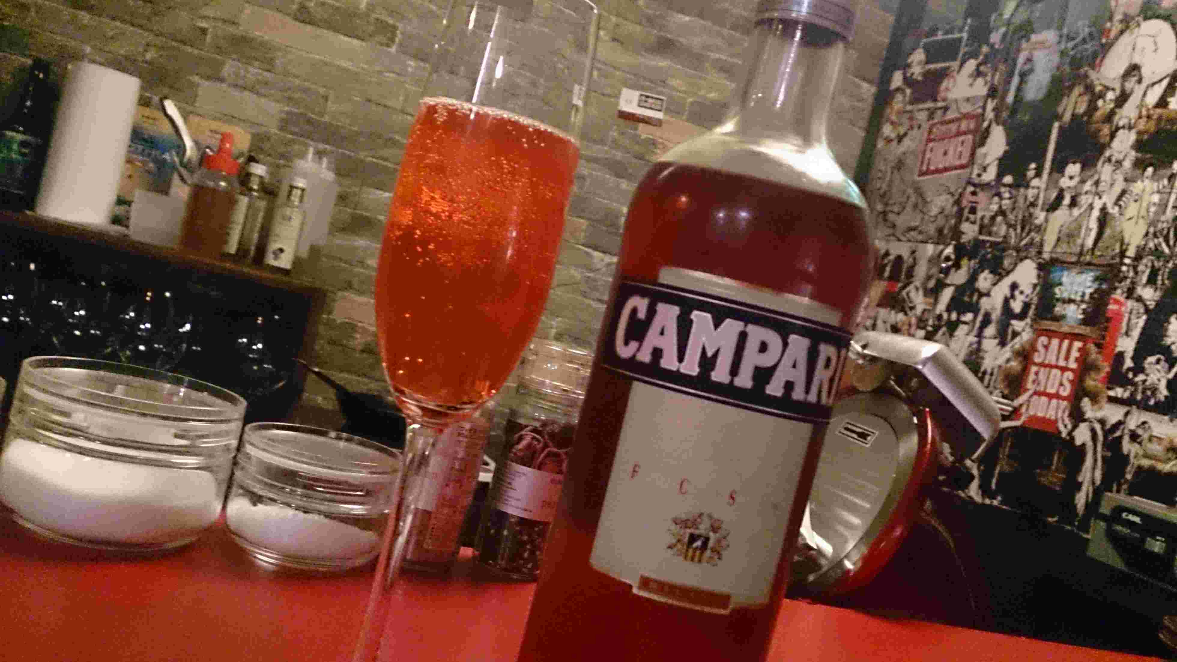 カンパリソーダ