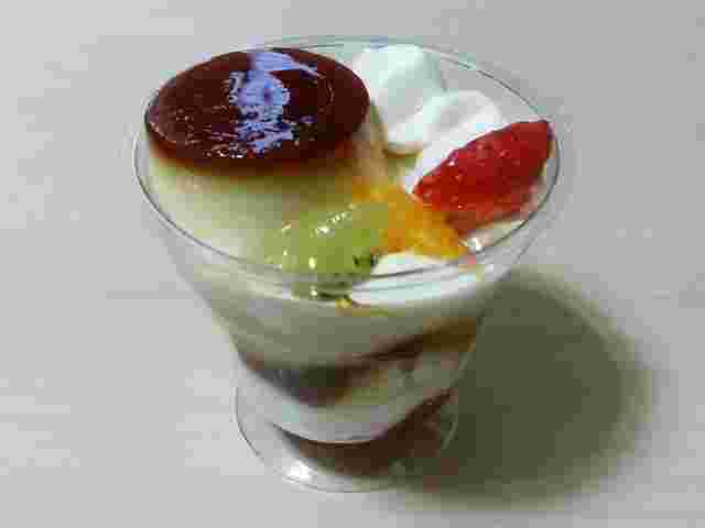 プリンアラモードパフェ