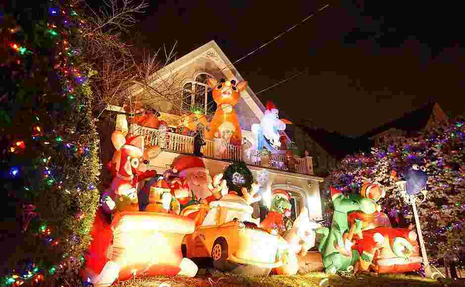クリスマスイルミネーションのイメージ画像