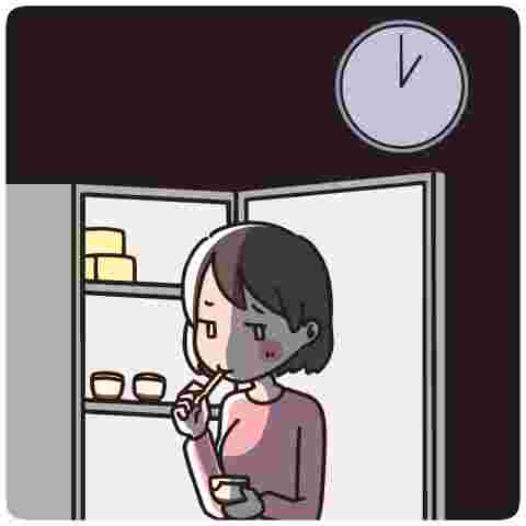 夜中に間食する女性のイラスト