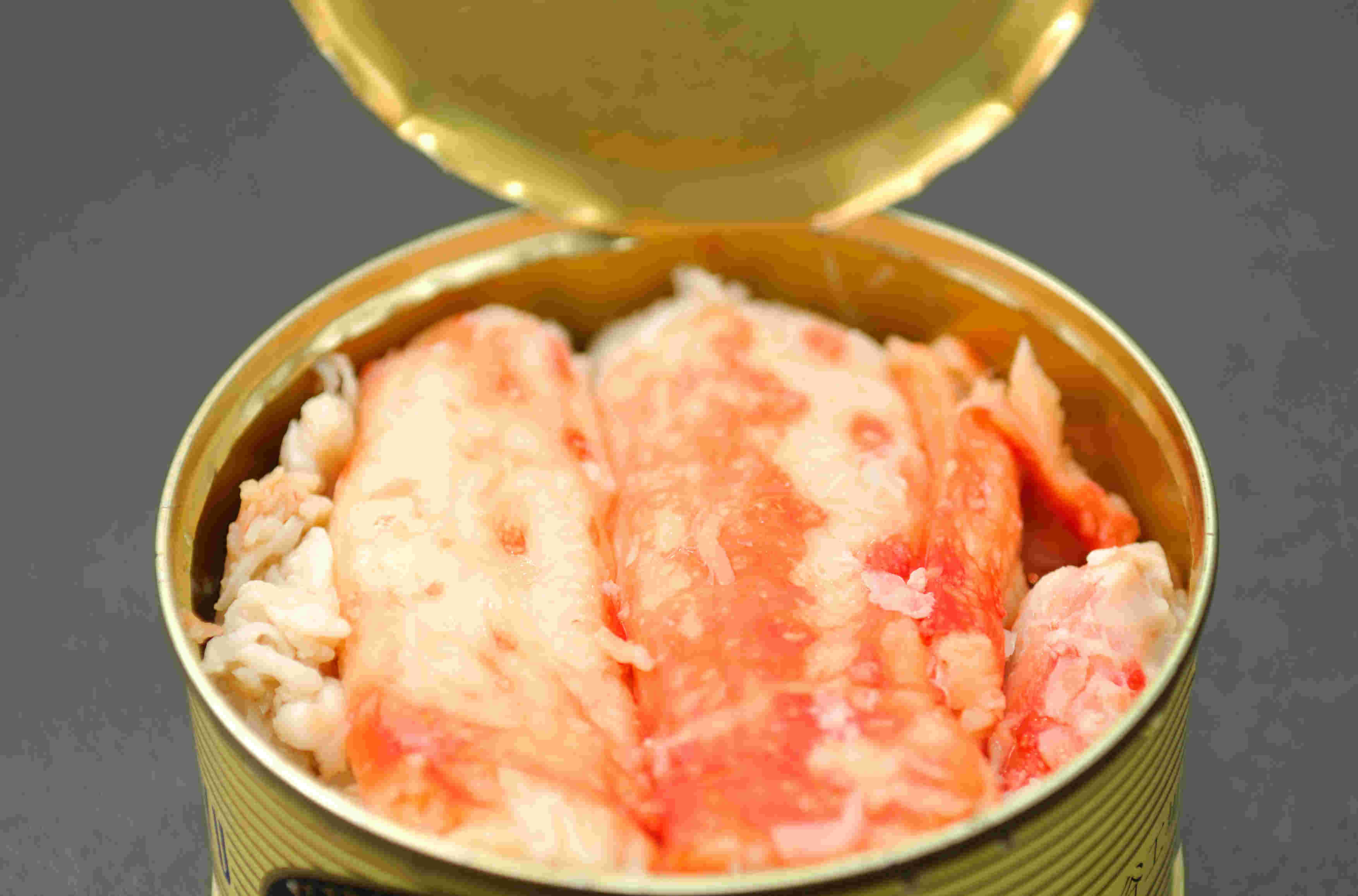 カニ缶の画像