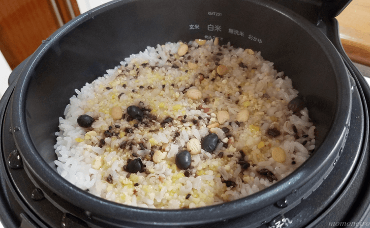 炊飯器で雑穀米が炊けた画像